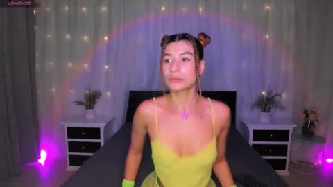 Evolet online show from December 2, 1:17 pm