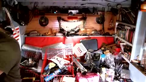 Snapshot of evpierce chatting on February 7, 7:12 am EvPierce online show from February 7, 7:12 am