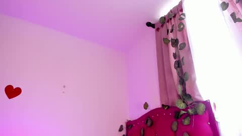 EVY online show from March 3, 4:35 pm