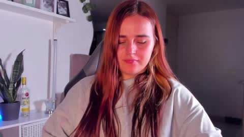 EVY online show from February 10, 2:48 am