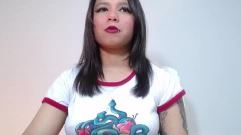 Im Evy online show from January 6, 4:21 pm