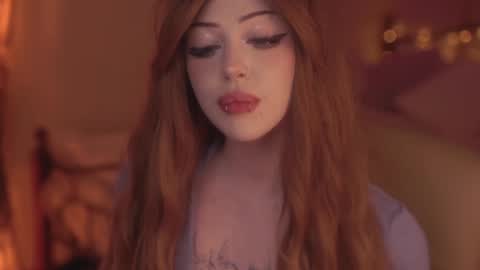 Snapshot of ex_angel chatting on December 4, 11:02 pm Alyson online show from December 4, 11:02 pm