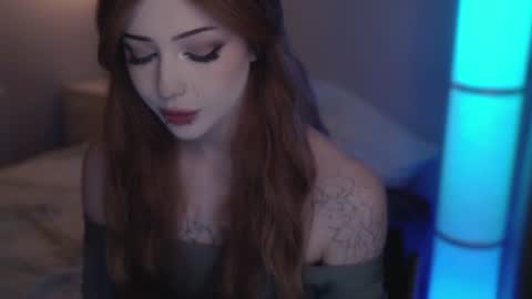 Snapshot of ex_angel chatting on January 24, 10:51 pm Alyson online show from January 24, 10:51 pm