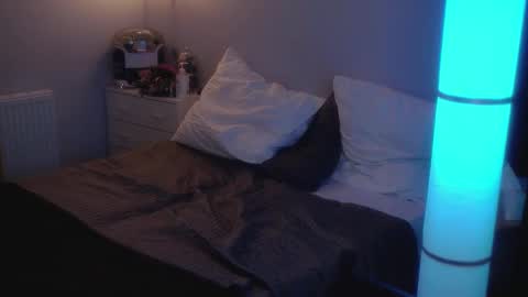 Snapshot of ex_angel chatting on February 25, 2:22 pm Alyson online show from February 25, 2:22 pm