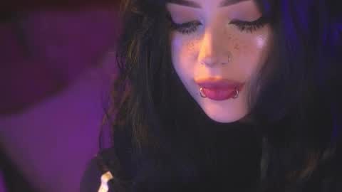 Snapshot of ex_angel chatting on January 6, 11:07 pm Alyson online show from January 6, 11:07 pm