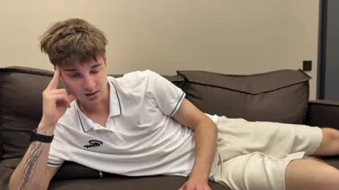 Snapshot of exclusiveflexboy chatting on August 1, 10:30 pm exclusiveflexboy online show from August 1, 10:30 pm