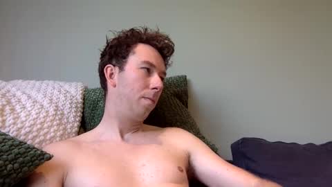 Excuteboy online show from March 5, 9:27 am