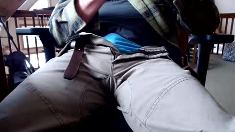 Snapshot of exdotcom chatting on February 8, 6:22 pm exdotcom online show from February 8, 6:22 pm