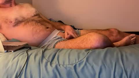 Snapshot of exhibitionguy11 chatting on December 31, 4:27 am exhibitionguy11 online show from December 31, 4:27 am