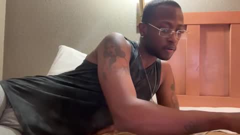 Snapshot of exhibitionvoyeurlive chatting on November 9, 6:01 am exhibitionvoyeurlive online show from November 9, 6:01 am