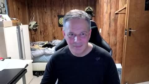 Snapshot of exibe1219 chatting on February 3, 1:40 pm exibe1219 online show from February 3, 1:40 pm