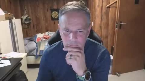 Snapshot of exibe1219 chatting on October 19, 10:27 am exibe1219 online show from October 19, 10:27 am