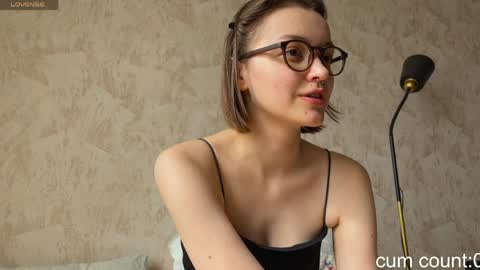 Anna online show from April 3, 11:08 am