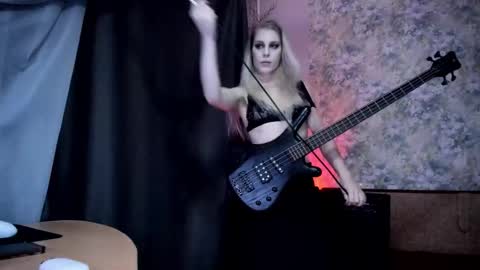 my real name is Irene but Exo is oke too  online show from September 8, 9:36 pm