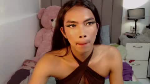 Snapshot of exotic_blacklixexx69 chatting on June 21, 10:40 am Lixe online show from June 21, 10:40 am