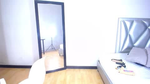 exotic_karmella online show from November 29, 9:51 pm