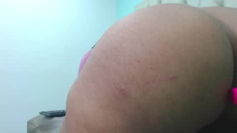 Snapshot of exoticdollxxx chatting on February 13, 6:38 pm ExoticDollXXX online show from February 13, 6:38 pm