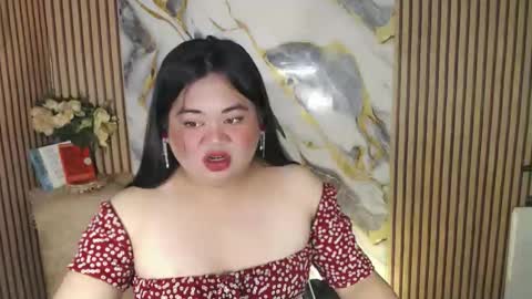 SHANTAL MARIE online show from March 6, 6:48 pm