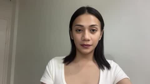 exotictssavie online show from April 11, 5:17 pm