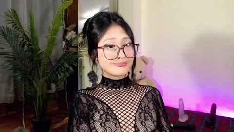 Snapshot of expensive_candyx chatting on January 5, 2:41 pm Candy  online show from January 5, 2:41 pm