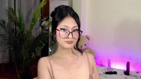 Snapshot of expensive_candyx chatting on January 12, 1:05 pm Candy  online show from January 12, 1:05 pm