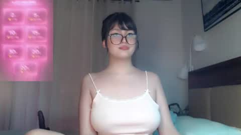 Candy  online show from July 14, 3:40 pm