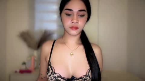 chloee online show from March 8, 10:46 pm