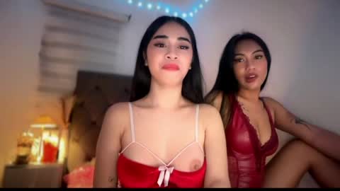 Snapshot of expensivets_chloe chatting on May 19, 8:48 pm chloee online show from May 19, 8:48 pm