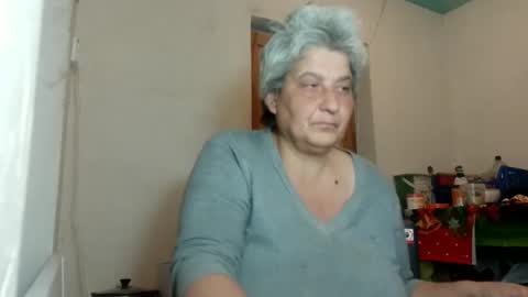 Snapshot of exquisitemature chatting on January 18, 1:19 am ExquisiteMature online show from January 18, 1:19 am