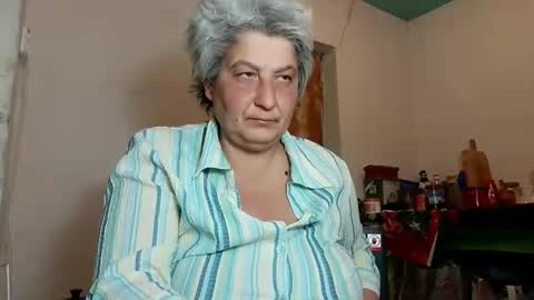 Snapshot of exquisitemature chatting on January 23, 12:04 am ExquisiteMature online show from January 23, 12:04 am