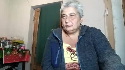 Snapshot of exquisitemature chatting on September 29, 1:00 am ExquisiteMature online show from September 29, 1:00 am