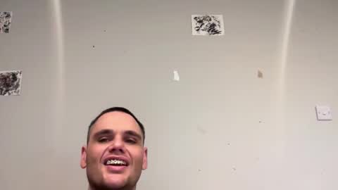 extrayoss online show from March 3, 9:26 am