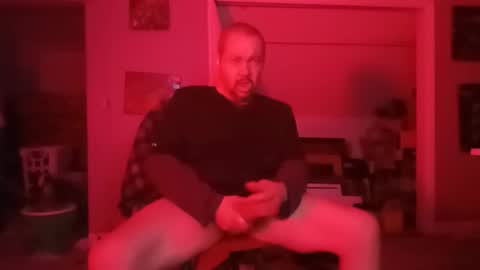 Extreme09111970 online show from April 8, 9:42 am