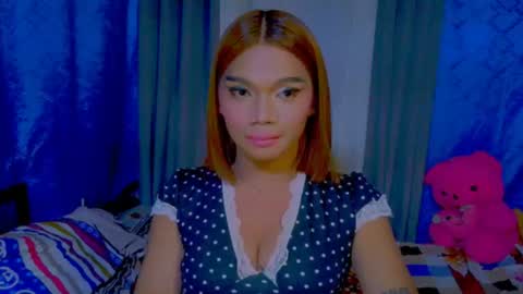I DO EVERTHING U WANT BECAUSE IM EXTREME LIAN online show from June 17, 5:47 pm