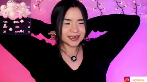 Snapshot of eybonny chatting on August 7, 9:06 pm Bonny online show from August 7, 9:06 pm