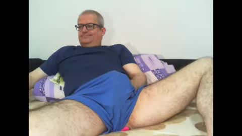 Snapshot of eyes12 chatting on May 1, 5:34 am GEORGE online show from May 1, 5:34 am
