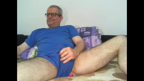 Snapshot of eyes12 chatting on May 12, 5:26 am GEORGE online show from May 12, 5:26 am