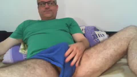 Snapshot of eyes12 chatting on July 15, 12:05 am GEORGE online show from July 15, 12:05 am