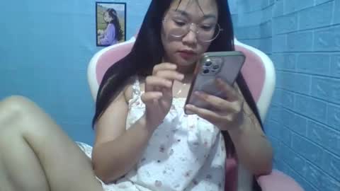 Snapshot of eyewet chatting on May 13, 11:55 pm Eye online show from May 13, 11:55 pm