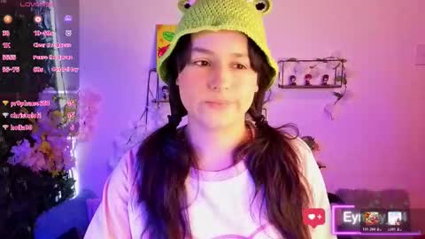 eymmy_24 online show from February 3, 2:53 am