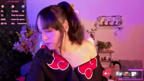 eymmy_24 online show from February 13, 2:40 am