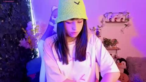 eymmy_24 online show from February 22, 3:18 am