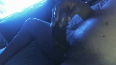 Snapshot of ezeddie2015 chatting on October 22, 2:01 am ezeddie2015 online show from October 22, 2:01 am