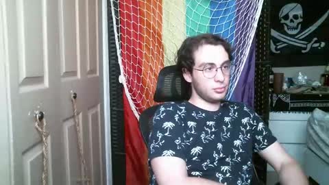 Snapshot of ezra_naamah chatting on April 18, 9:48 pm Ezra Naamah online show from April 18, 9:48 pm