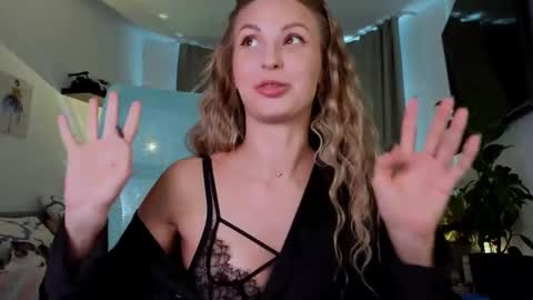  if you dont have fansly account yet use this link to registration    online show from November 16, 11:27 am