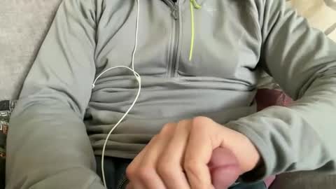 F33lingh0rny online show from March 13, 6:14 pm