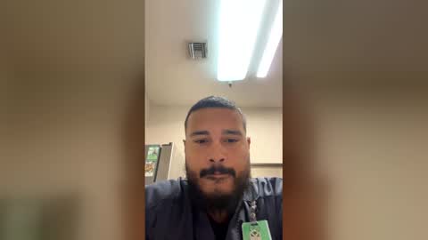 Snapshot of f8isme chatting on March 17, 7:17 pm f8isme online show from March 17, 7:17 pm