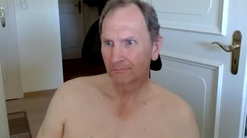 Snapshot of fabiansoohot chatting on July 11, 9:56 am Fabian online show from July 11, 9:56 am
