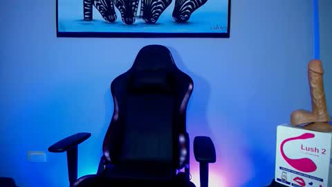 Snapshot of fabilatindick20 chatting on February 21, 12:55 am Fabian online show from February 21, 12:55 am