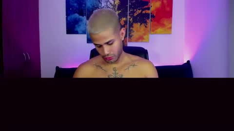 Snapshot of fabilatindick20 chatting on July 26, 1:25 am Fabian online show from July 26, 1:25 am